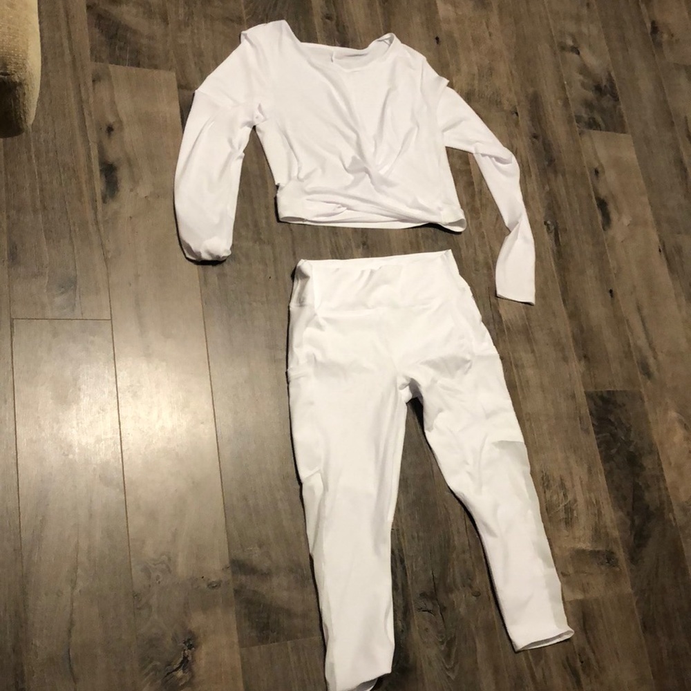 Fabletics white outfit